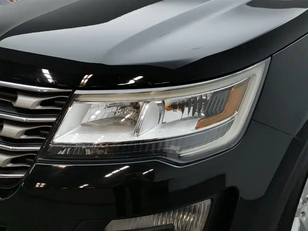 Explorer (Import) 2.3 T Style
