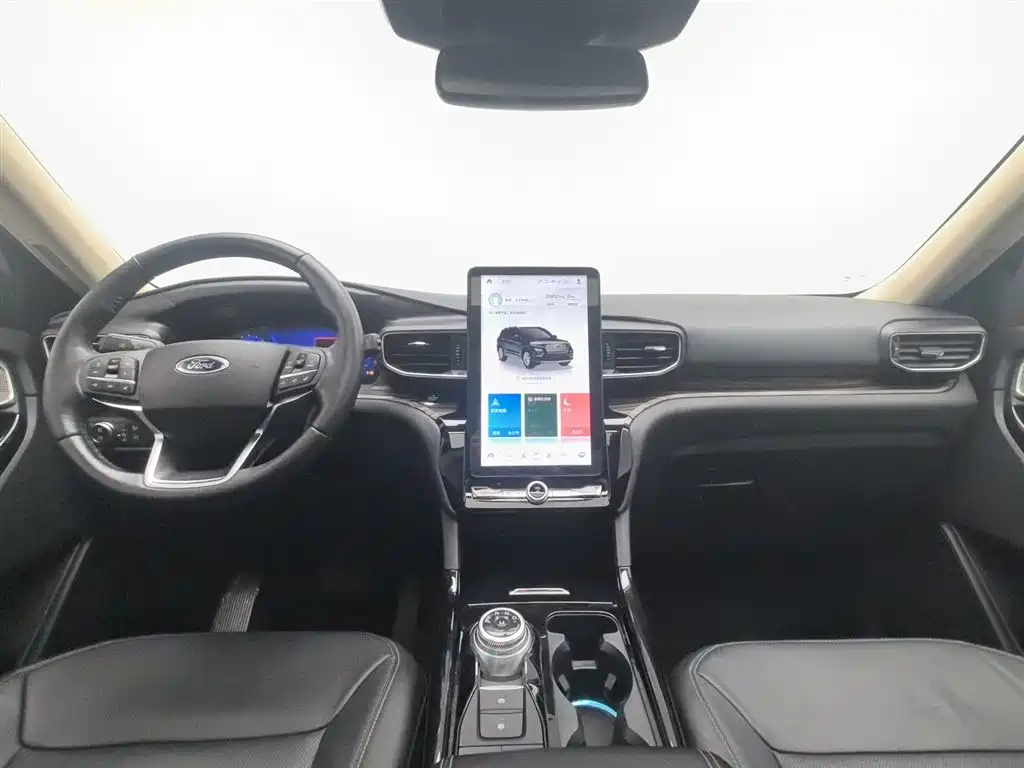 Explorer EcoBoost 285 4 WD Titanium 7-seat