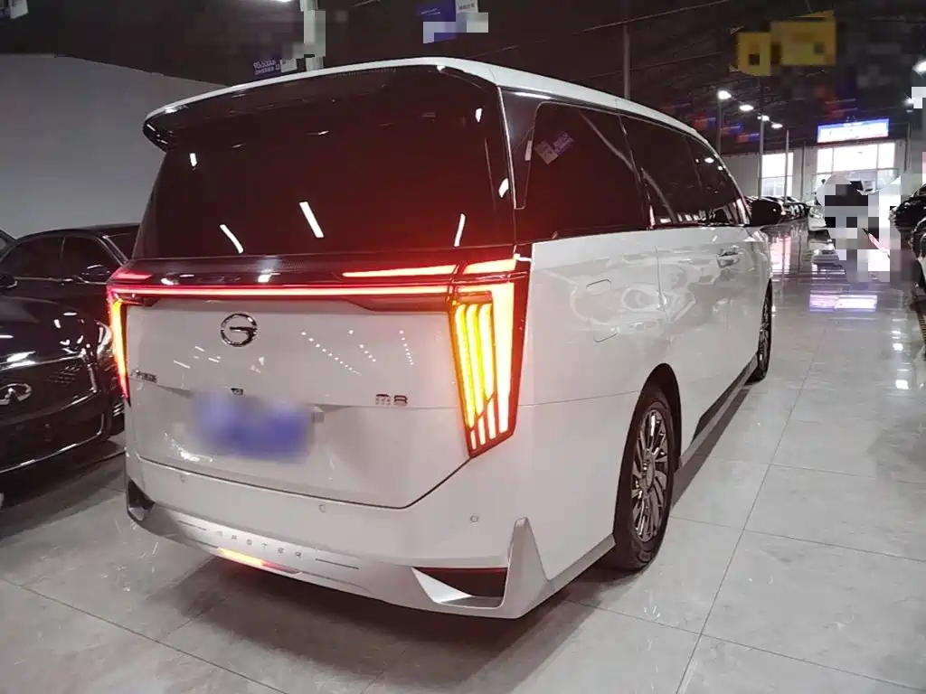 GAC Trumpchi M8 Grandmaster Series 400 T Supreme