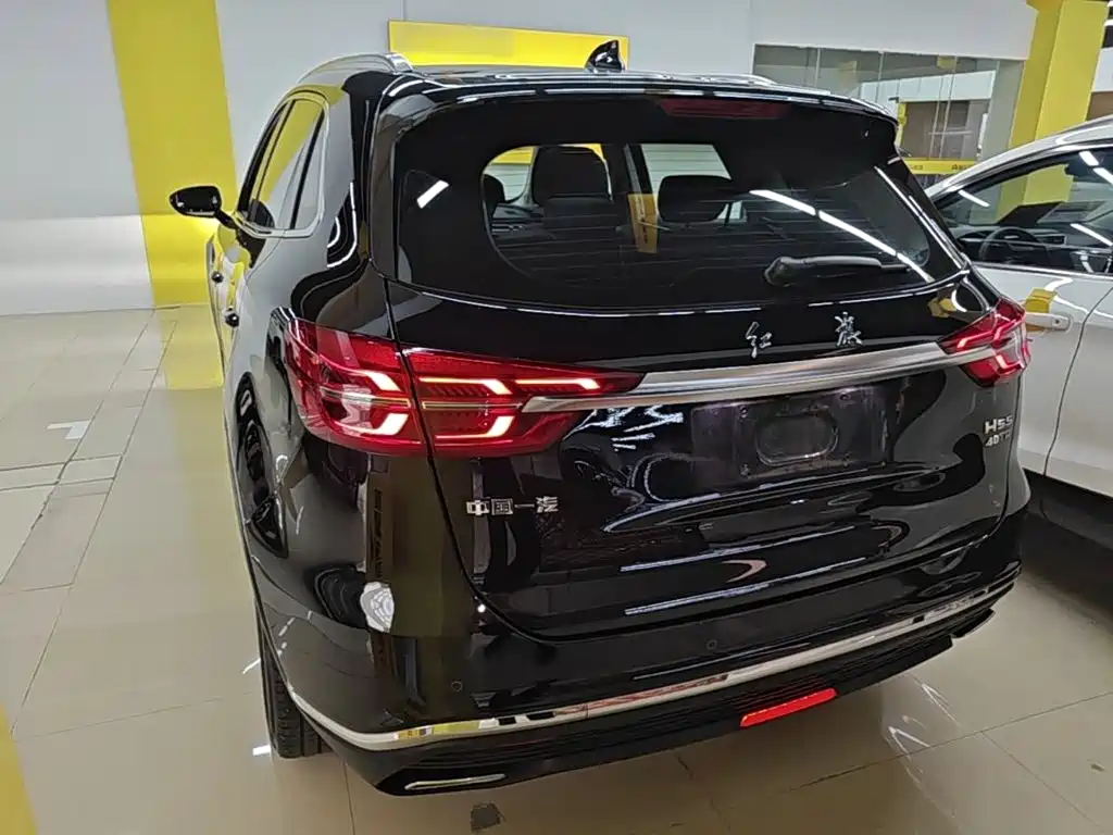 Hongqi HS5 Facelift 2.0 T Connected Flagship Enjoyment