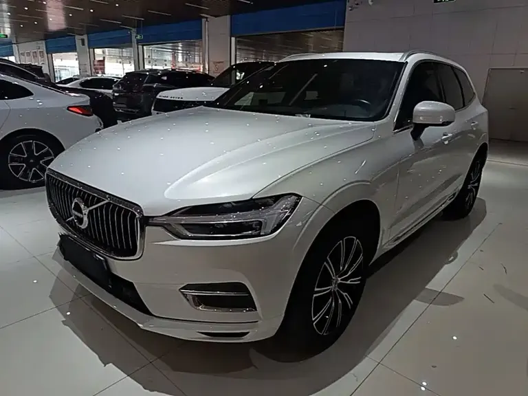 Volvo XC60 T5 4 WD Smart Vision Luxury