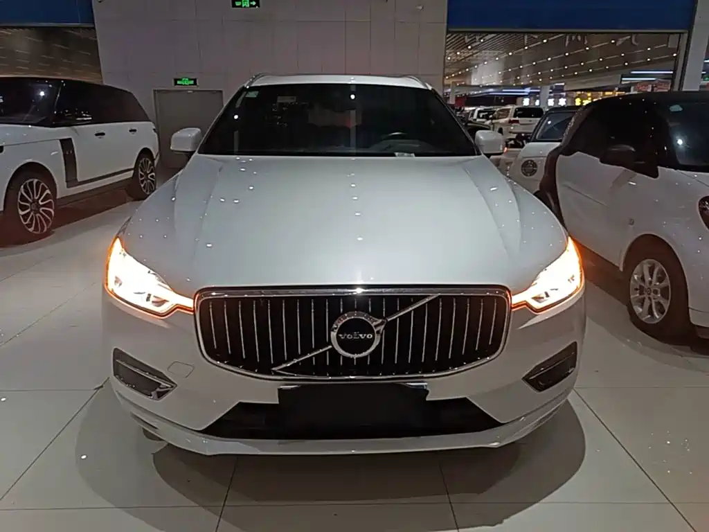 Volvo XC60 T5 4 WD Smart Vision Luxury