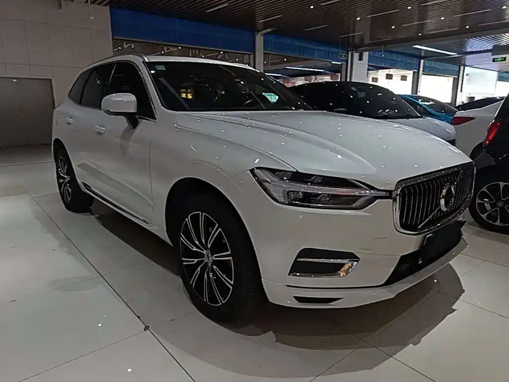 Volvo XC60 T5 4 WD Smart Vision Luxury