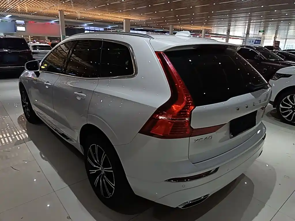 Volvo XC60 T5 4 WD Smart Vision Luxury