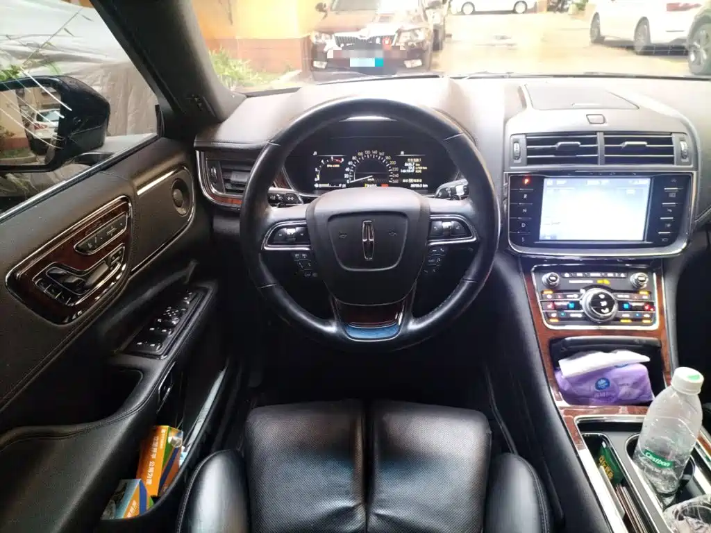 Lincoln Continental 2.0 T 2 WD Honor Shine CN-VI