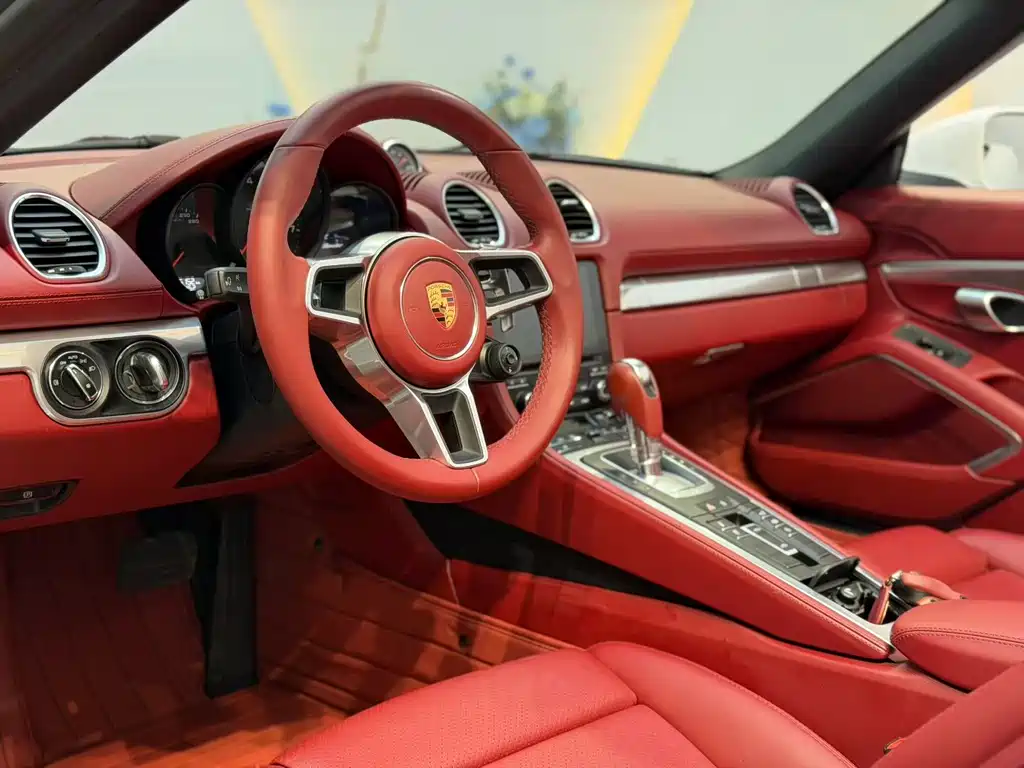 Porsche 718 Boxster 2.0 T