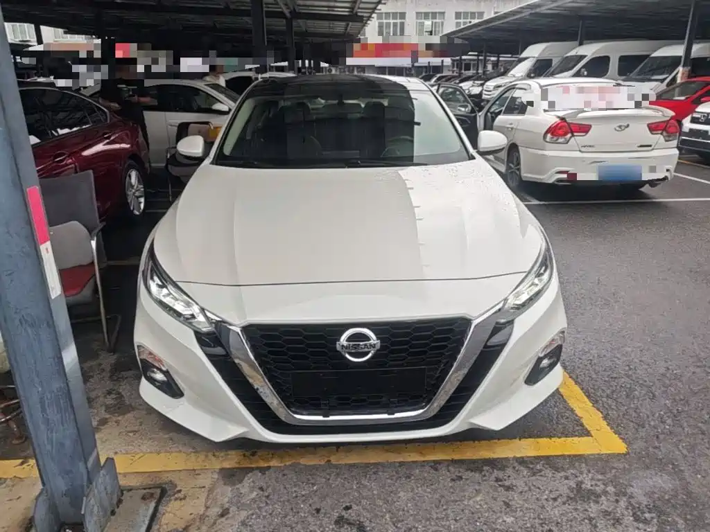 Teana 2.0 L XL Comfort