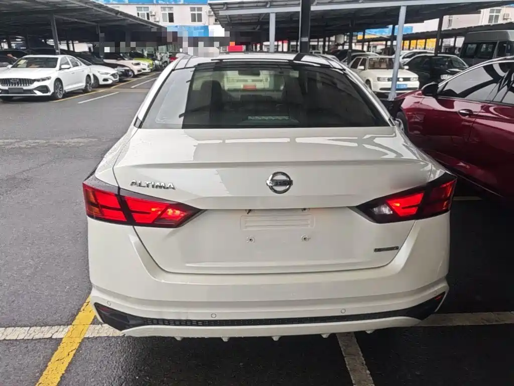 Teana 2.0 L XL Comfort