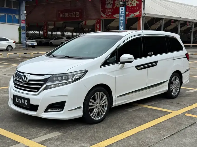 Honda Elysion 2.4 L Luxury