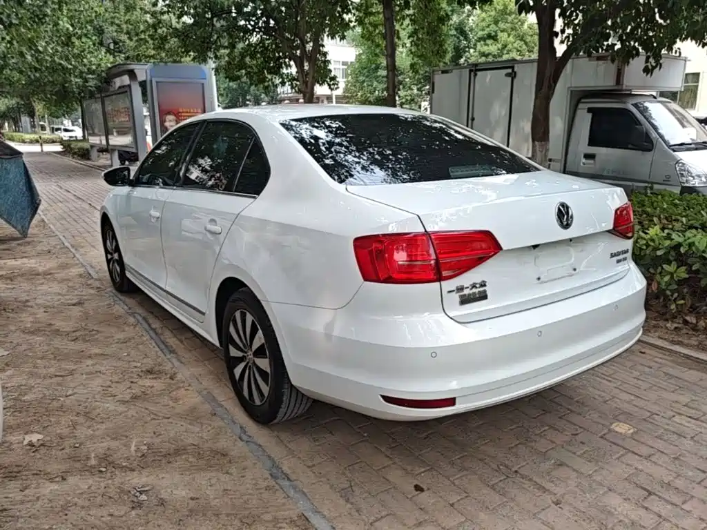 Sagitar 180 TSI DSG Premium Enjoyment