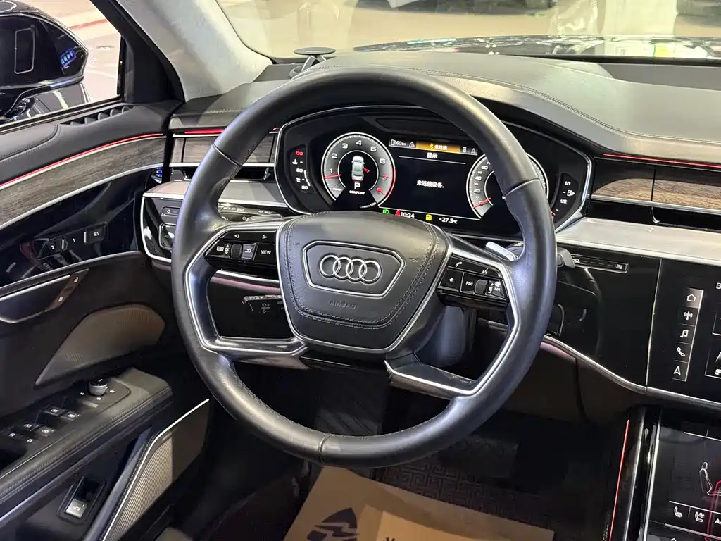 Audi A8 A8 L 55 TFSI quattro Distinguished