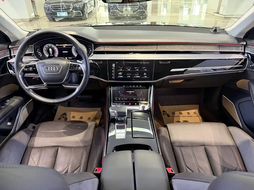 Audi A8 A8 L 55 TFSI quattro Distinguished
