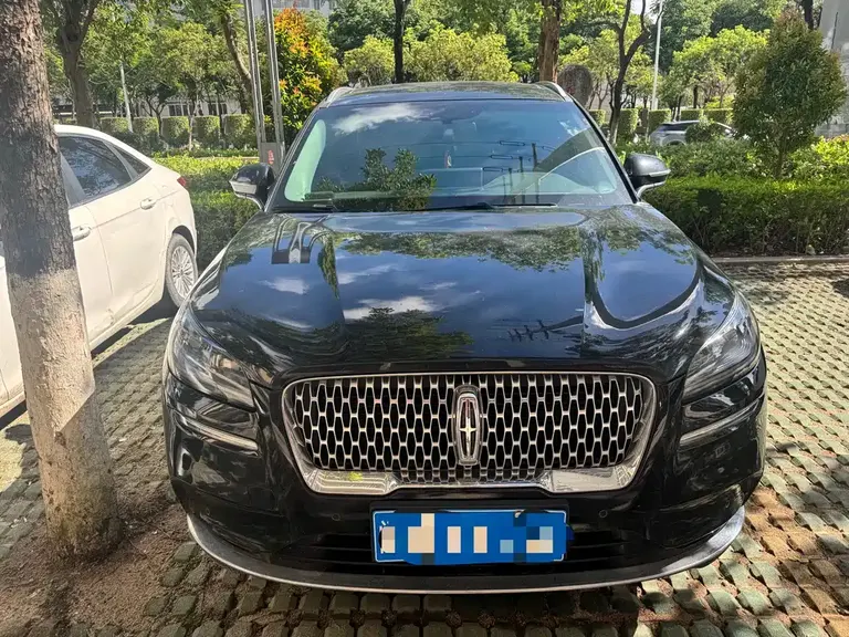 Lincoln Corsair 2.0 T 2 WD Premium