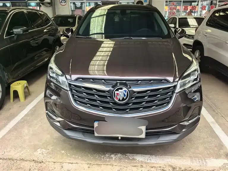Buick Envision Plus 20 T 2 WD Leading