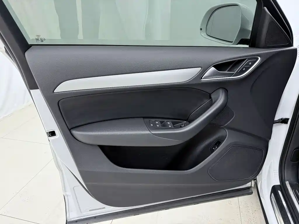 Audi Q3 30 Anniversary 30 TFSI Fashion