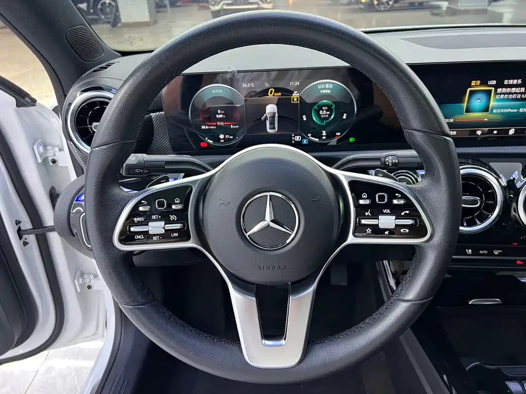 Mercedes-Benz A-Class Facelift A 180 L Sport Sedan
