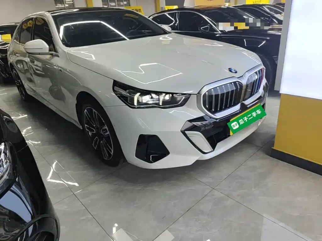 BMW 5 Series 530 Li Leading M Sport Package