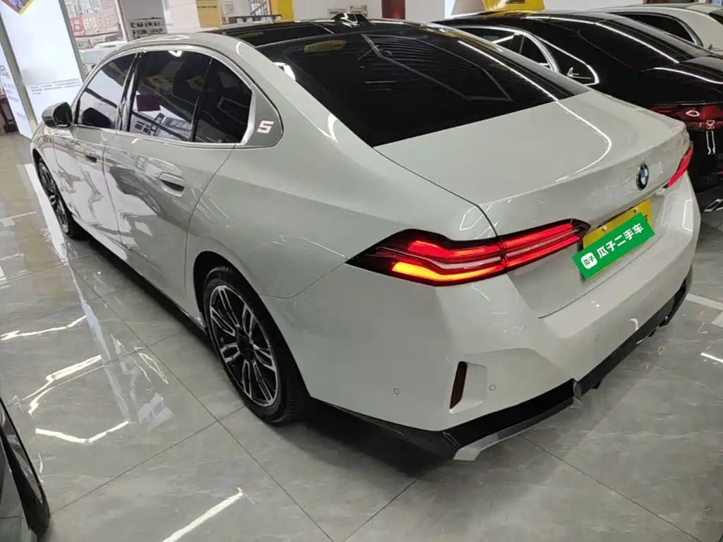 BMW 5 Series 530 Li Leading M Sport Package