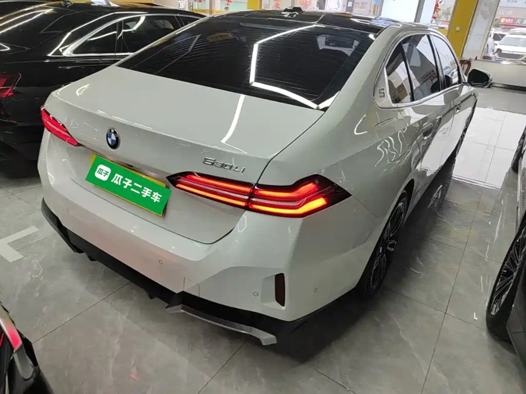 BMW 5 Series 530 Li Leading M Sport Package