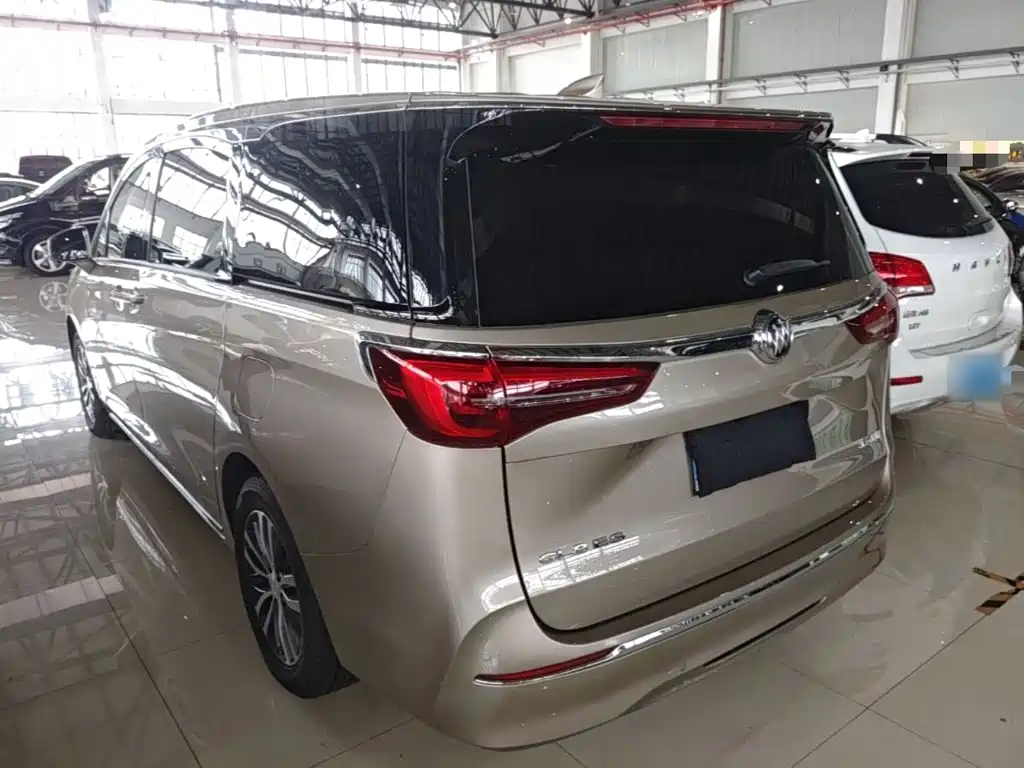Buick GL8 ES LaCrosse Premium