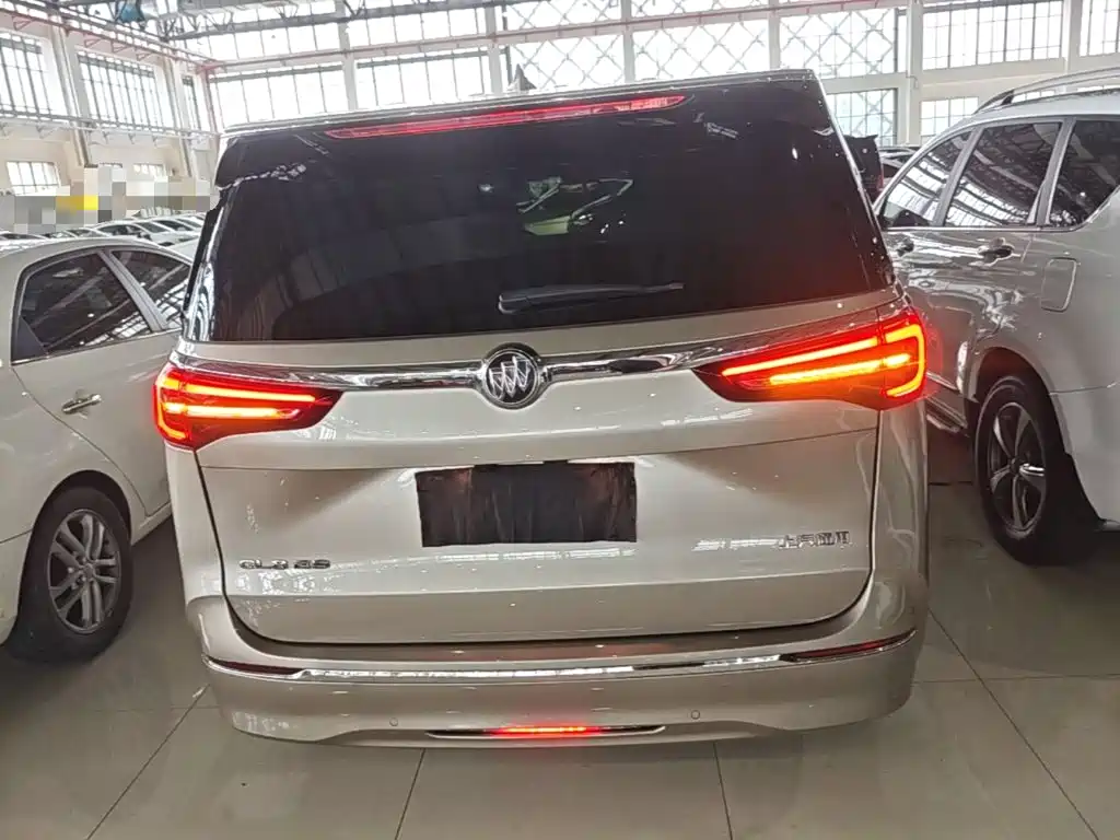 Buick GL8 ES LaCrosse Premium