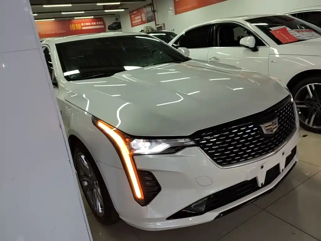Cadillac CT4 25 T Style