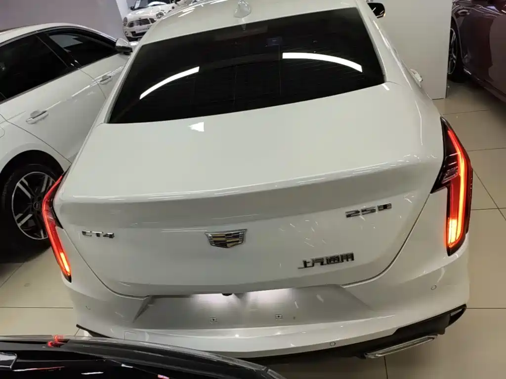 Cadillac CT4 25 T Style