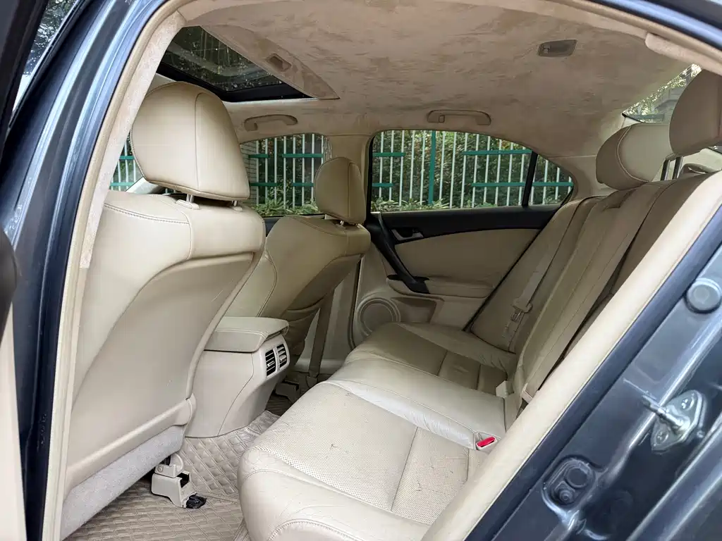 Spirior 2.4 L Luxury