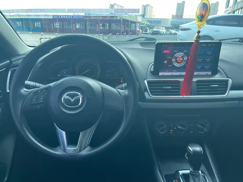 Mazda 3 Axela Sedan 1.5 L Auto Comfort