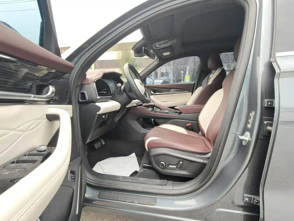 Xingyue L 2.0 TD DCT EVO 2 WD Distinguished