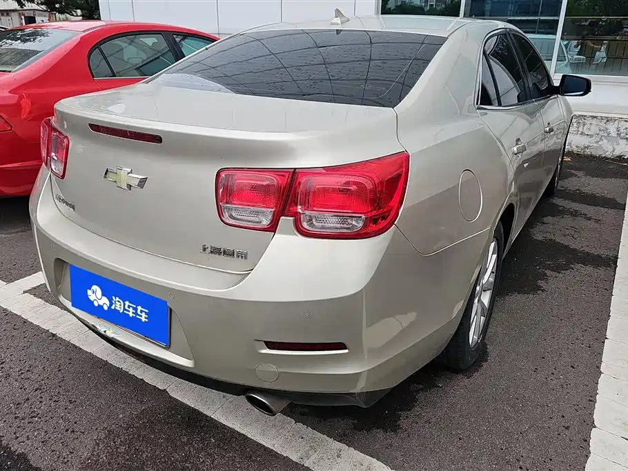 Malibu 2.0 L Auto Luxury