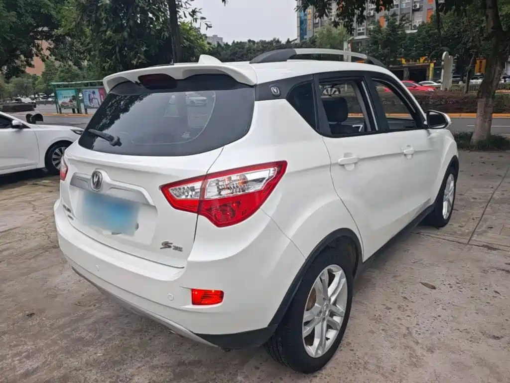 Changan CS35 1.6 L Manual Luxury CN-V