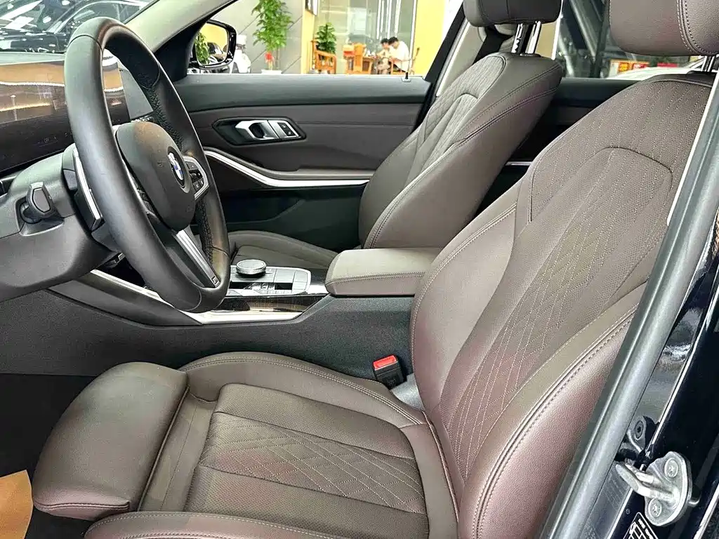 BMW 3 Series 325 Li M Sport Package