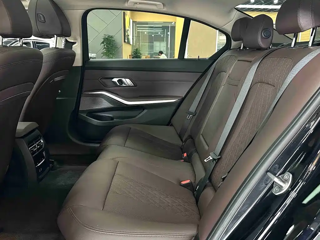 BMW 3 Series 325 Li M Sport Package