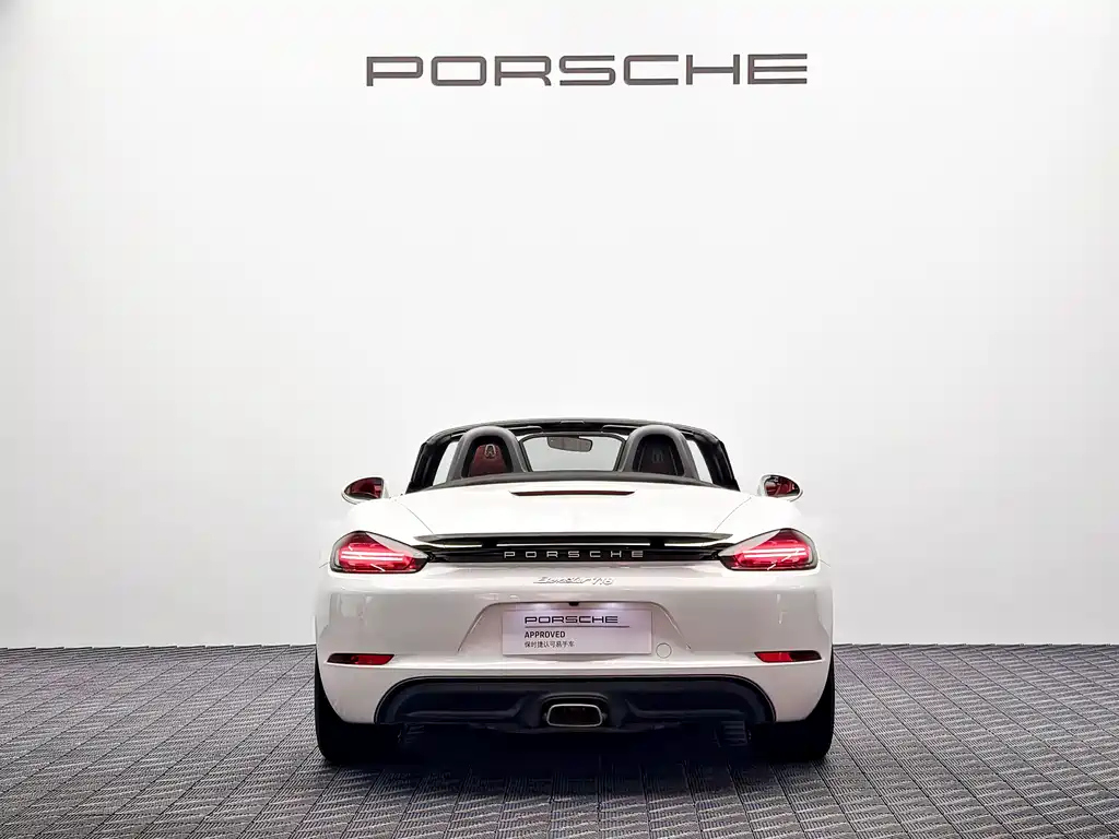 Porsche 718 Boxster 2.0 T