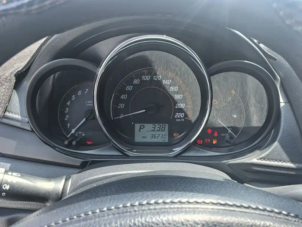 YARiS L Zhixuan Zhixuan X 1.5 L CVT Leading