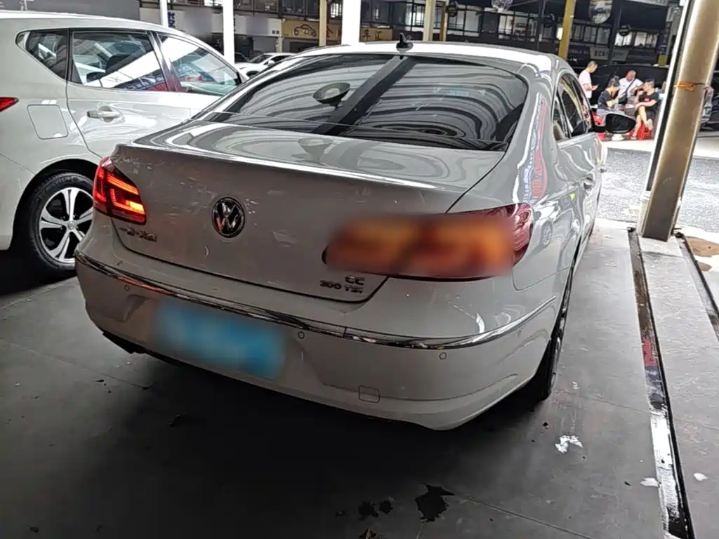 VW CC 一汽-大众CC 2016款 300 TSI 25周年纪念版