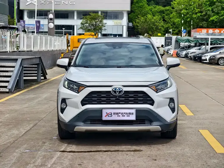 Toyota RAV4 2.0 L CVT 2 WD Style