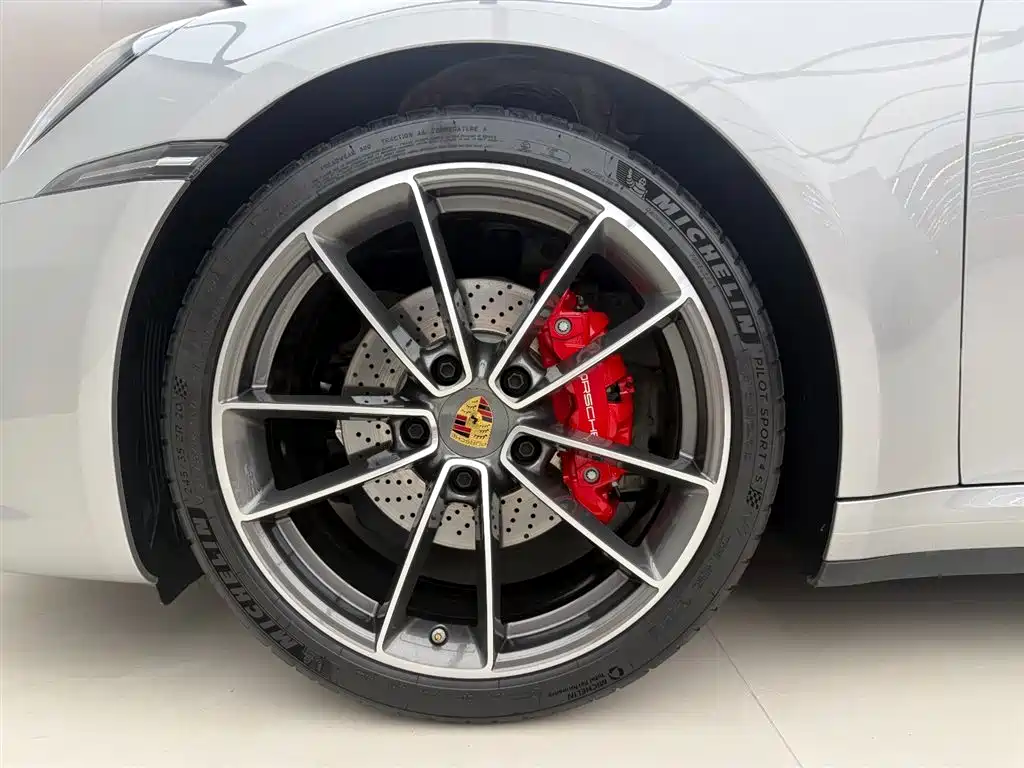 Porsche 911 Targa 4 3.0 T