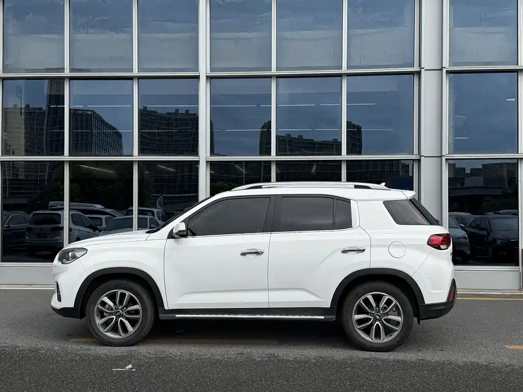 Hyundai ix35 2.0 L Auto 2 WD Brave · Smooth Enjoyment CN-VI