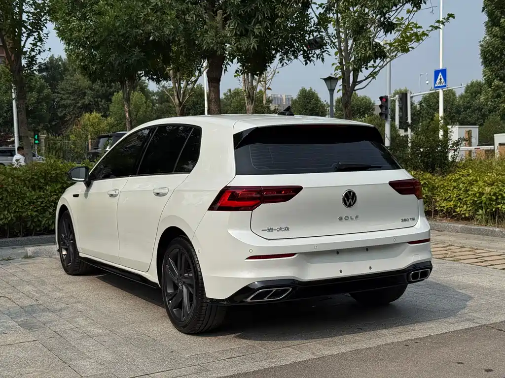 Golf Facelift 280 TSI DSG R-Line