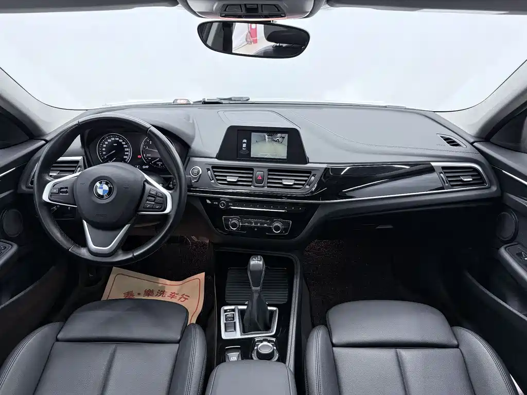 BMW 1 Series Facelift 118 i Sport