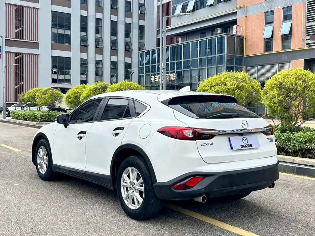Mazda CX-4 2.0 L Auto 2 WD Blue Sky Taste