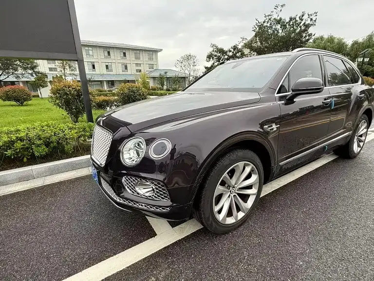Bentley Bentayga 6.0 T Standard