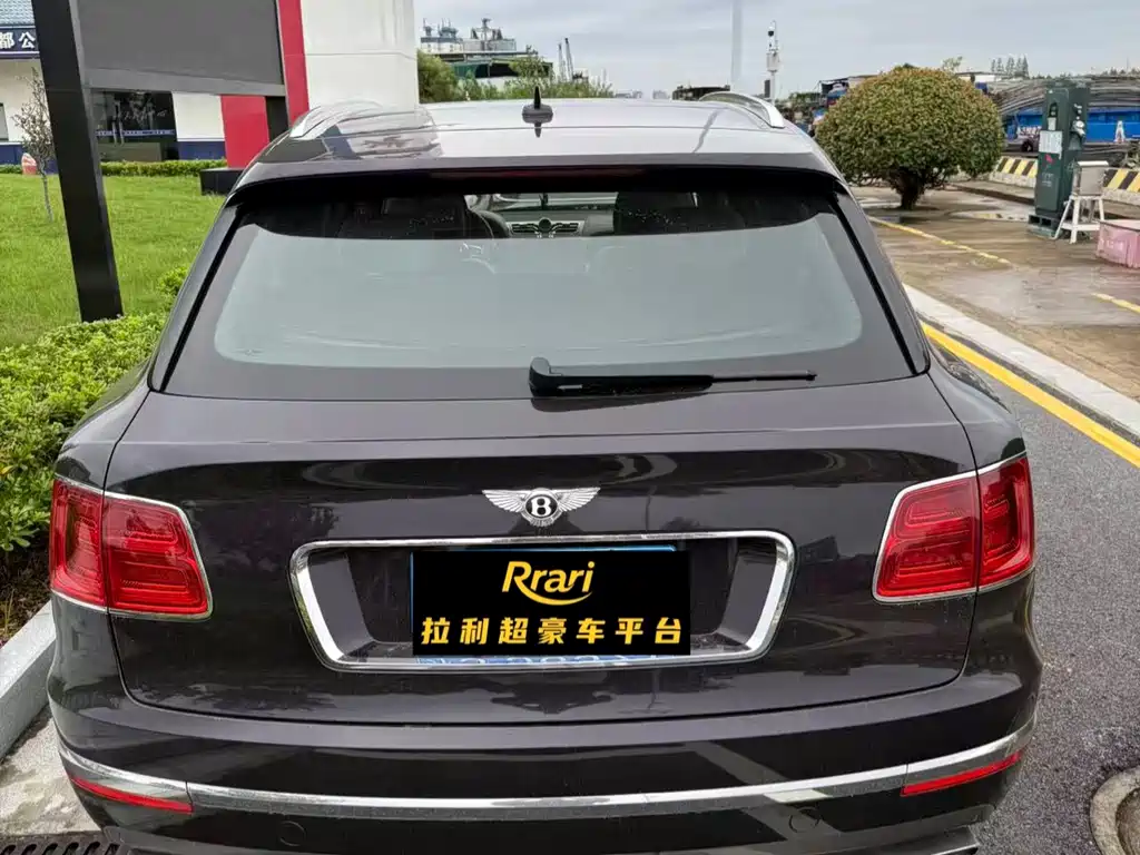 Bentayga 6.0 T Standard