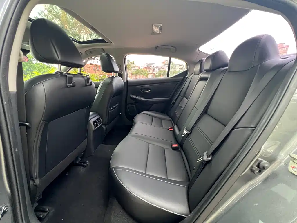 Sylphy 1.6 L XL CVT Joy