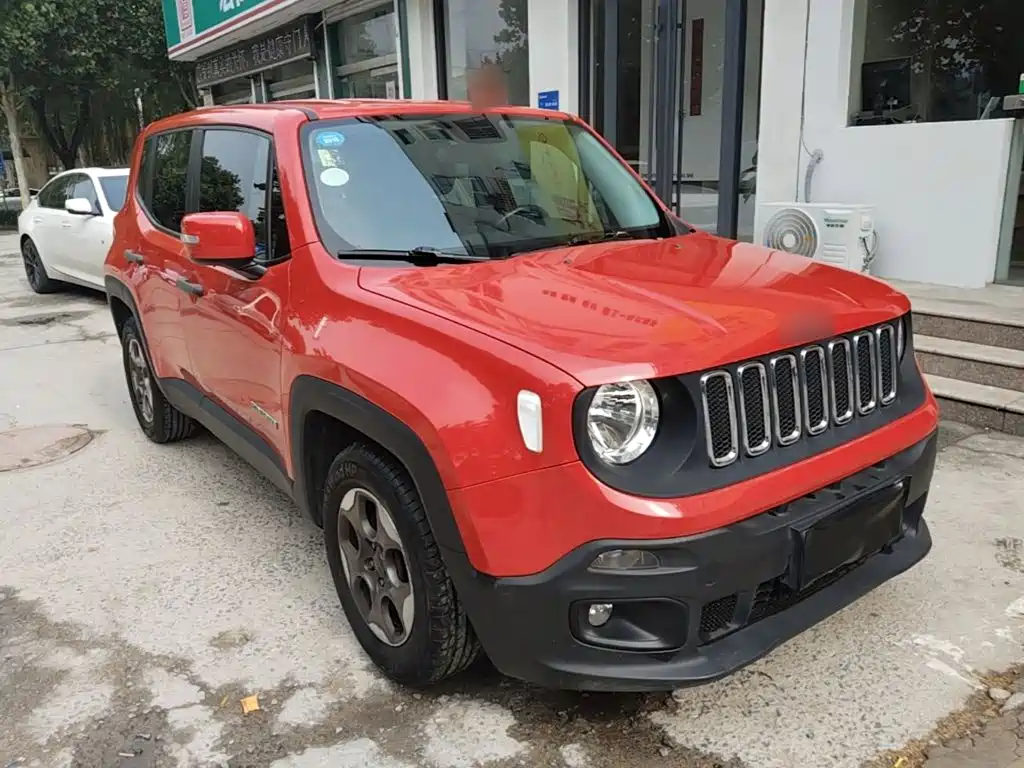 Renegade 1.4 T Auto Kinetic