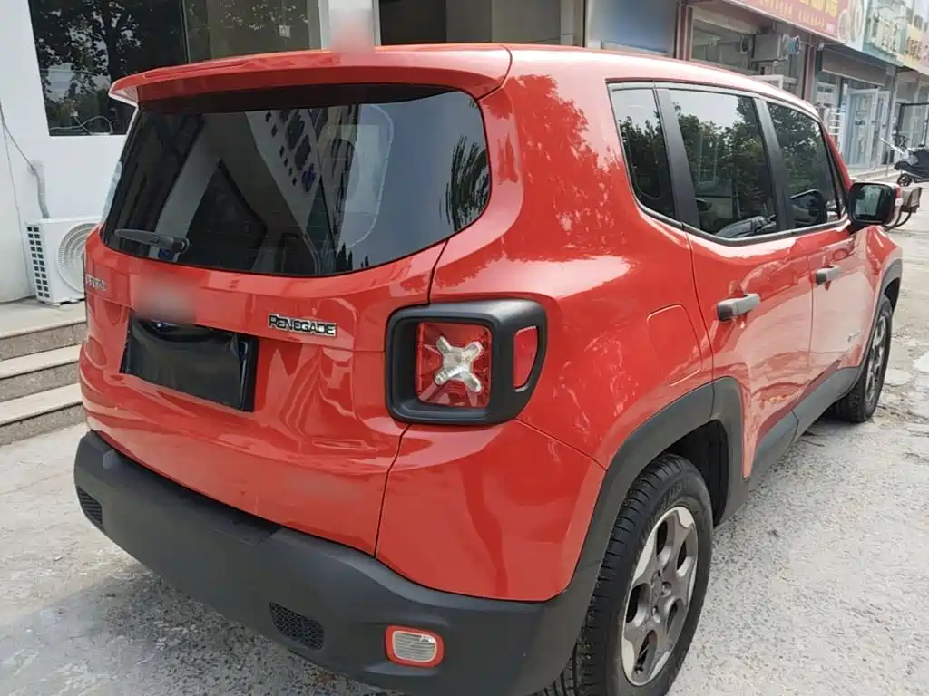 Renegade 1.4 T Auto Kinetic
