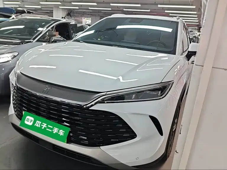 BYD Song L DM-i 112 km Leading