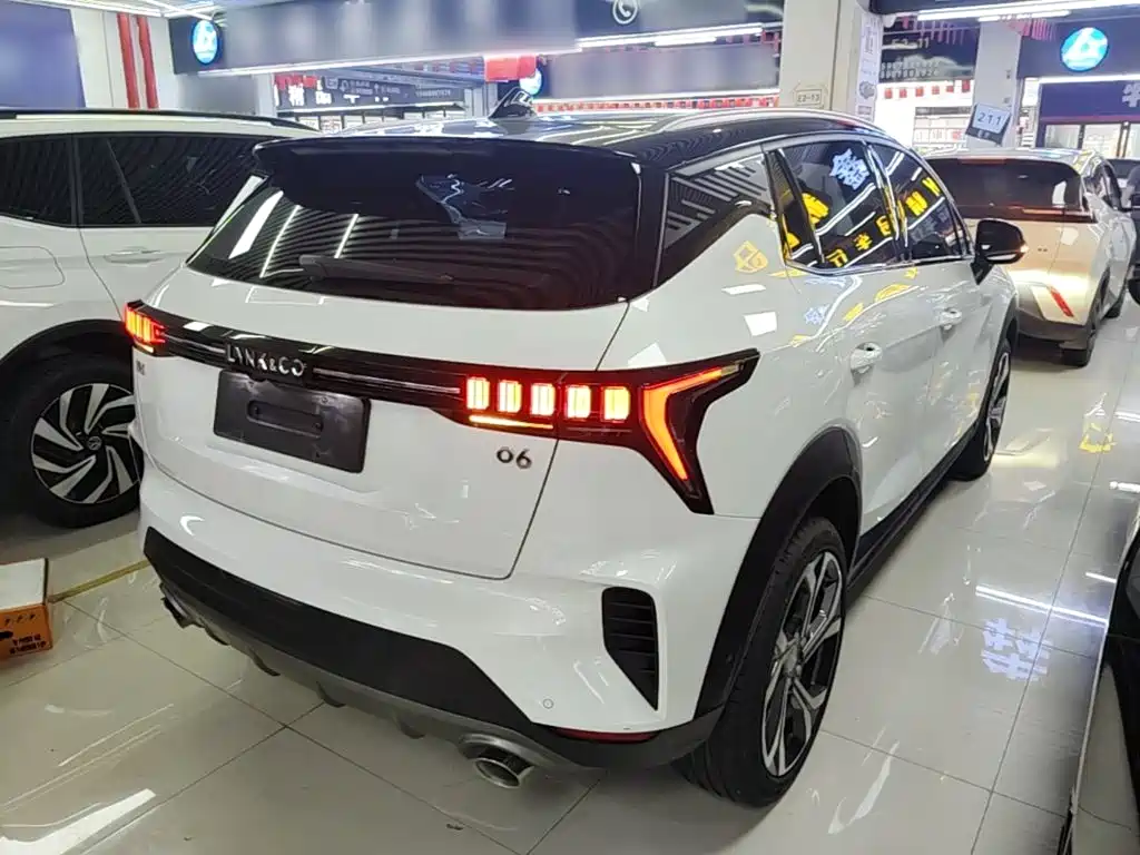 Lynk & Co 06 Remix 1.5 T Power Halo